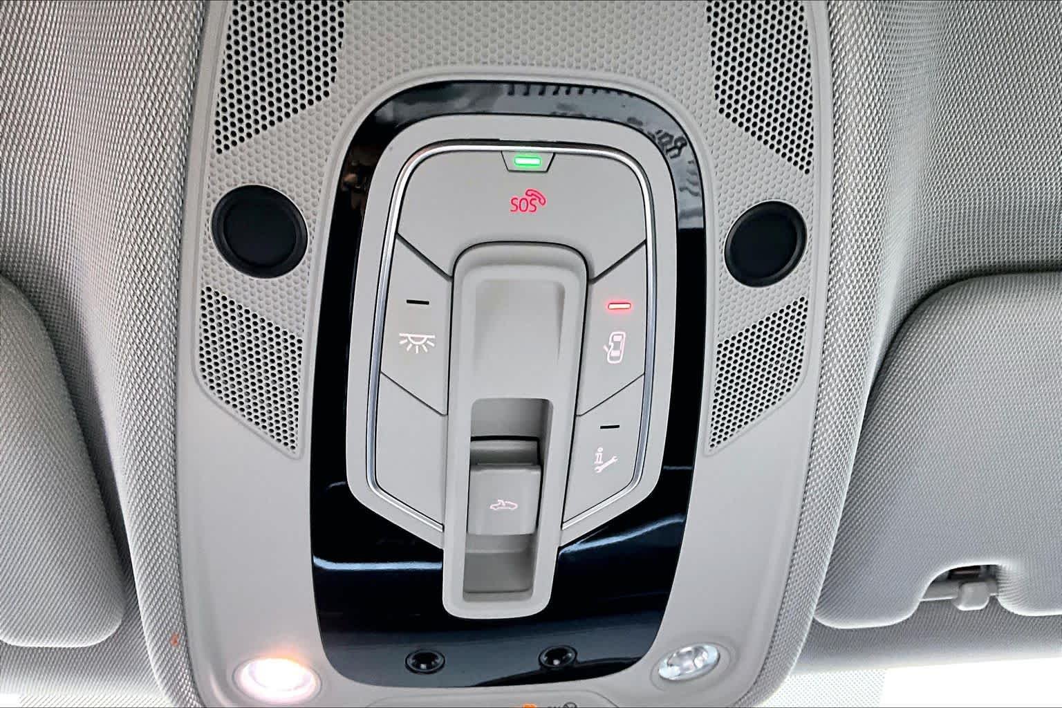 Used 2019 Mythos Black Metallic Audi Premium image 29
