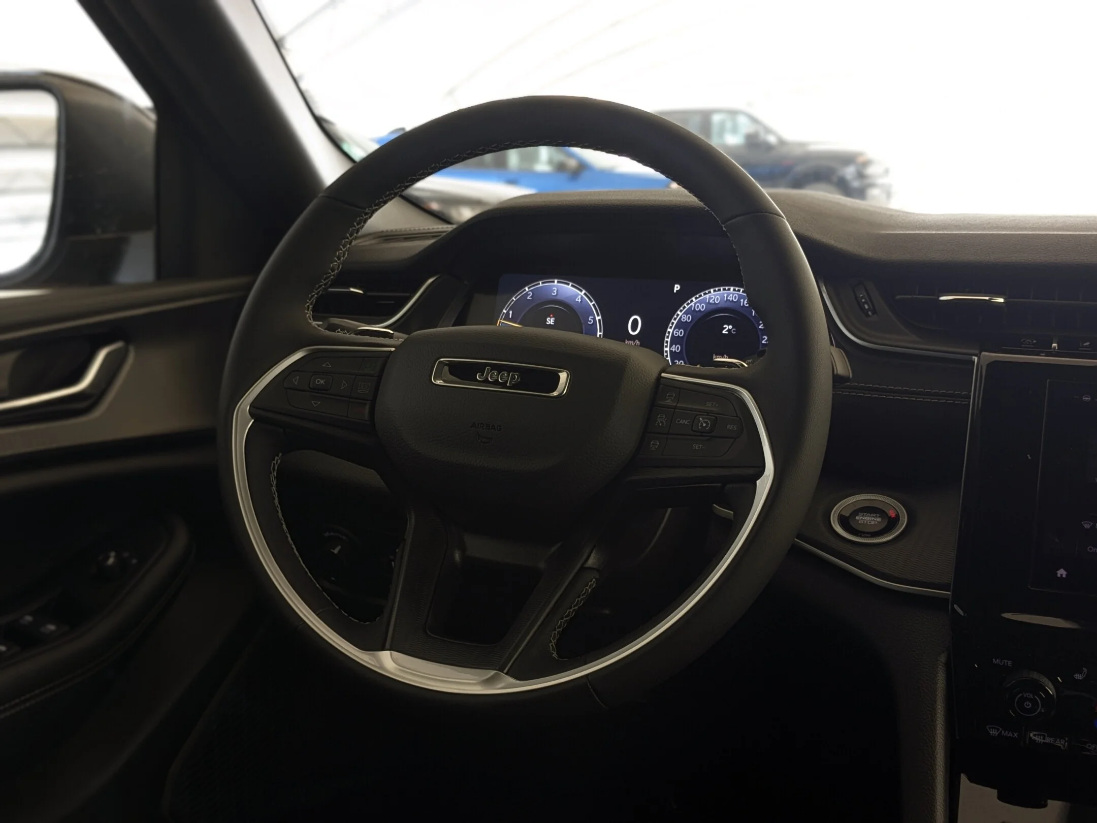 New 2026 Black Jeep Laredo - - 4x4 - Classic Theme - Heated Seats - Heated Steering - Remote Start & More! image 15