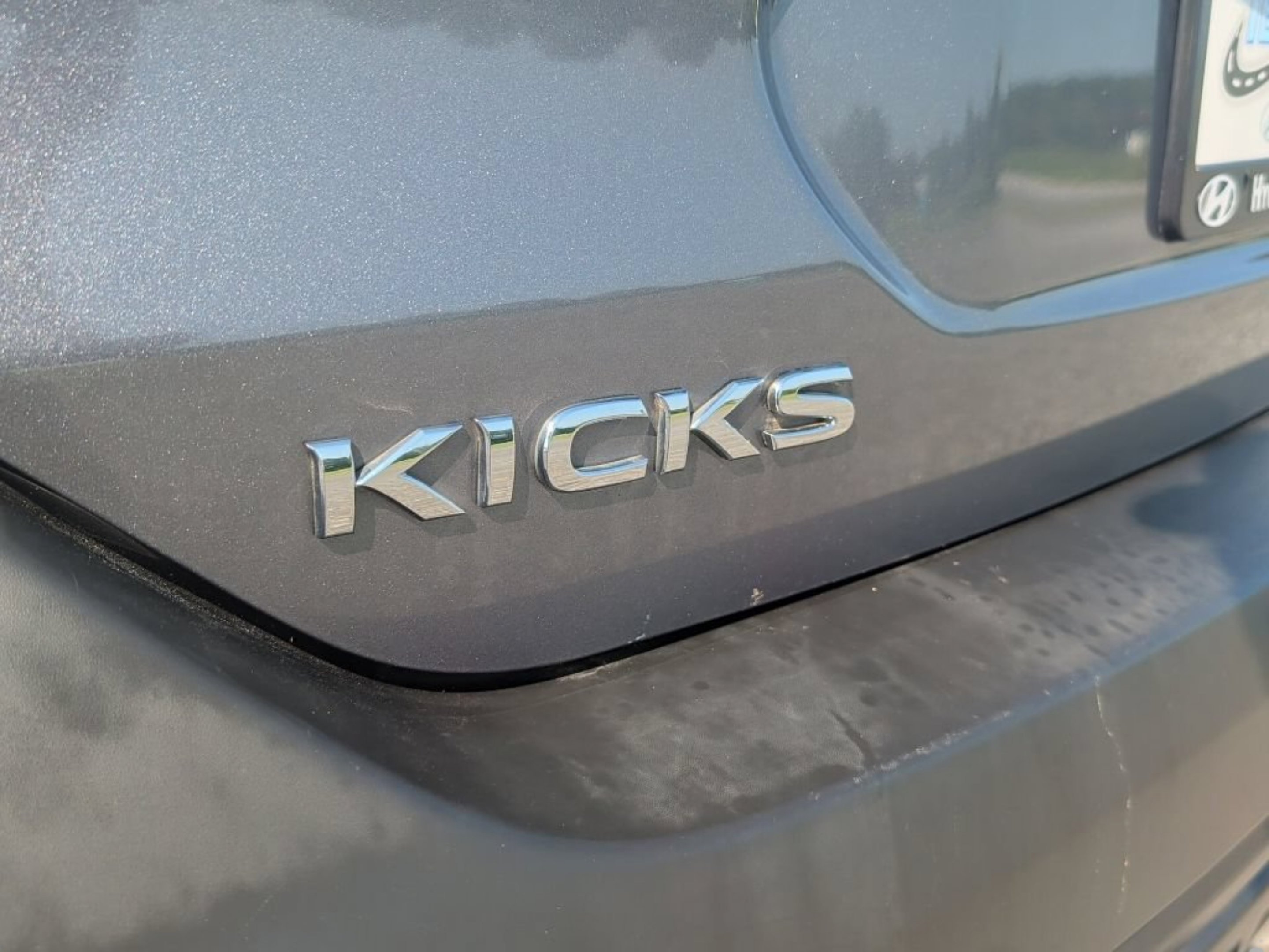 Used 2020 Gun Metallic Nissan S image 41