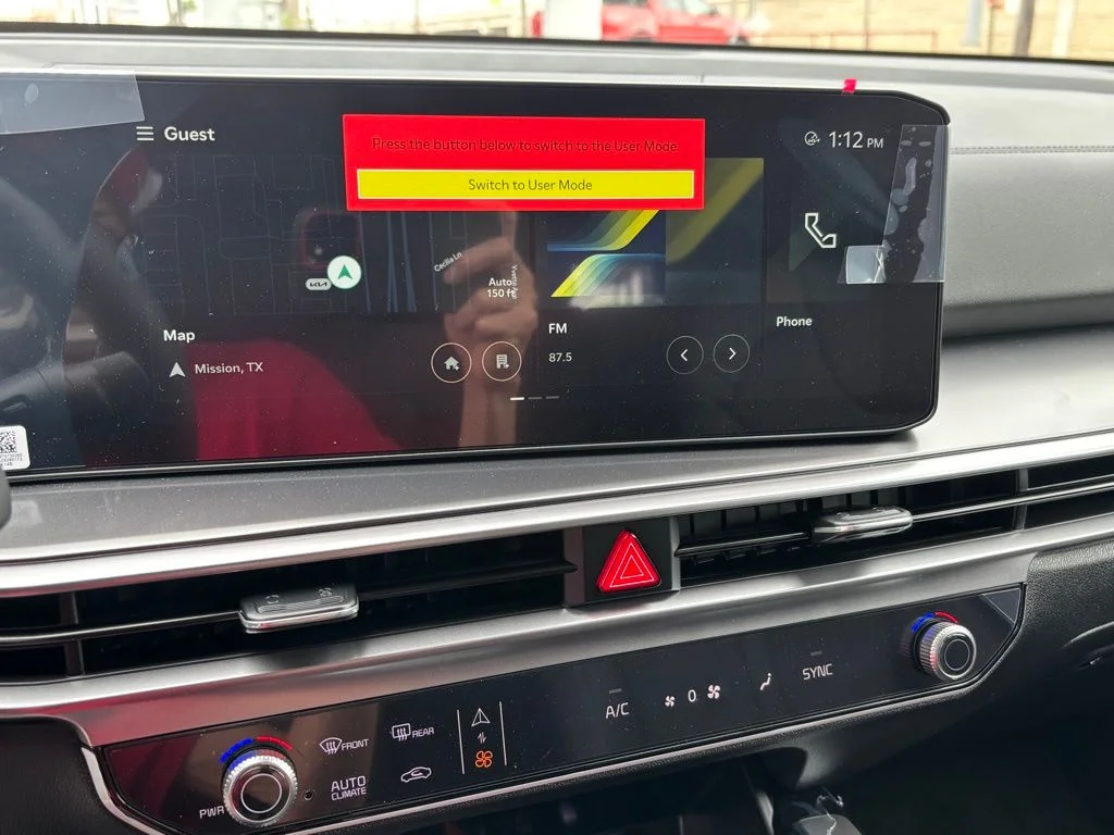 2025 Kia Sorento S - Photo 9