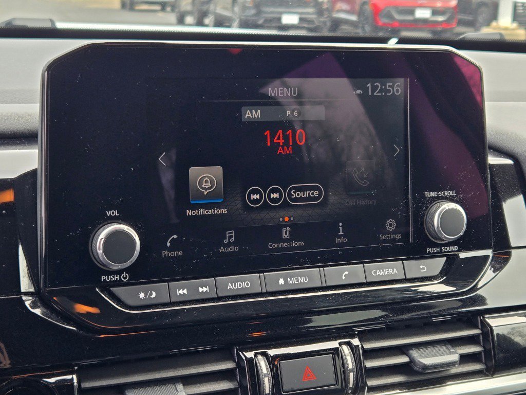 2025 Nissan Pathfinder SV - Photo 27