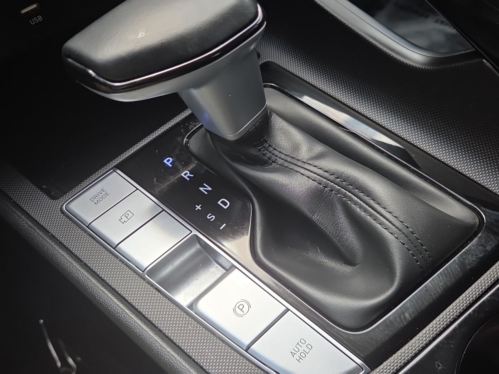 Used 2023 Gray Hyundai Limited image 19