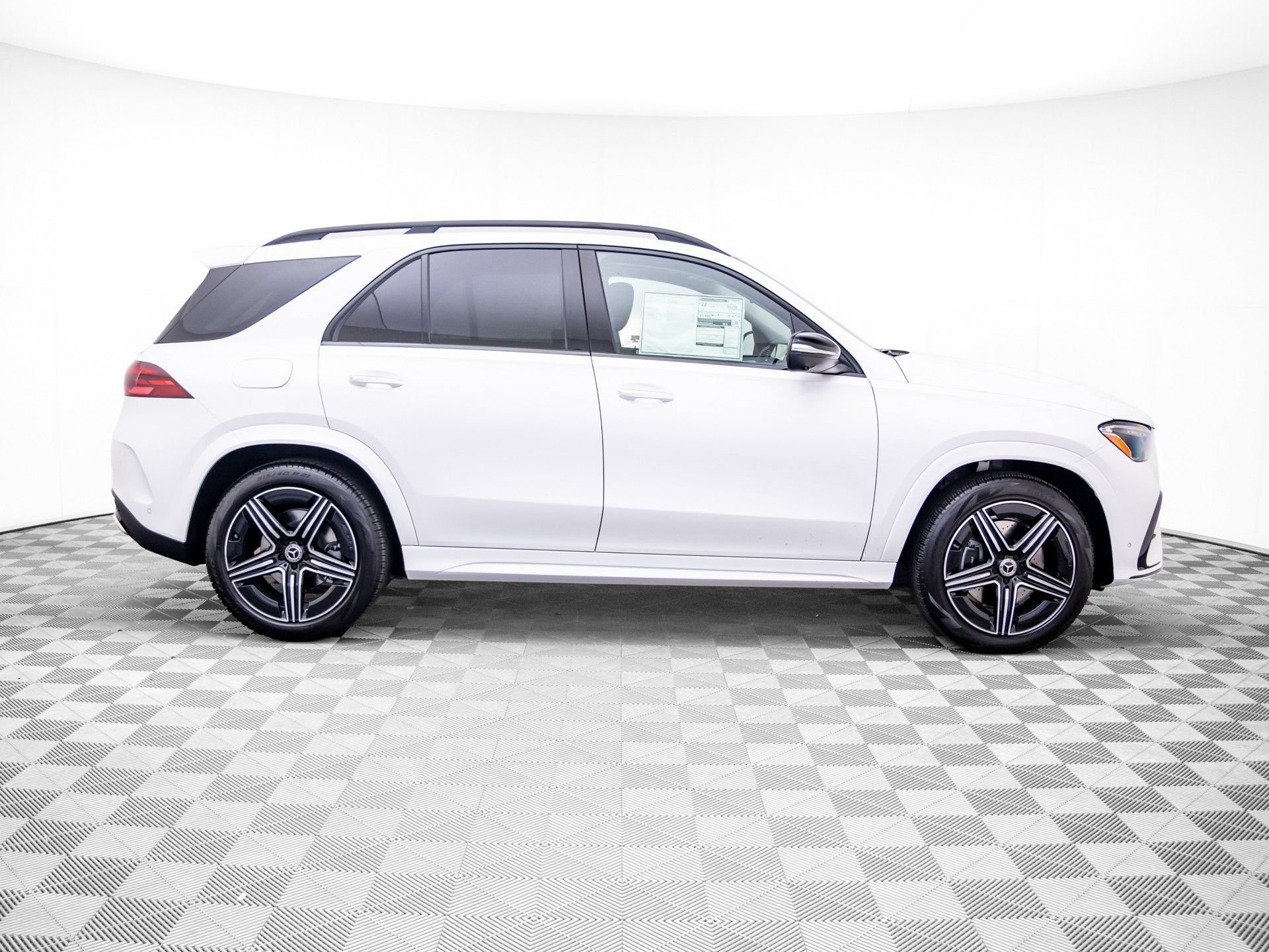 New 2026 Polar White Mercedes-Benz GLE 350 image 47