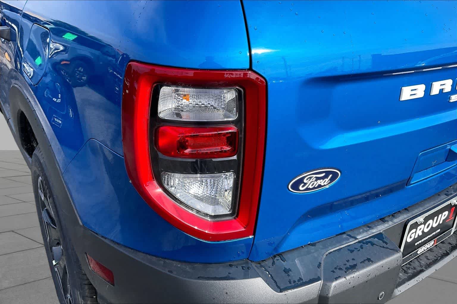 New 2026 Velocity Blue Metallic Ford Outer Banks® image 11