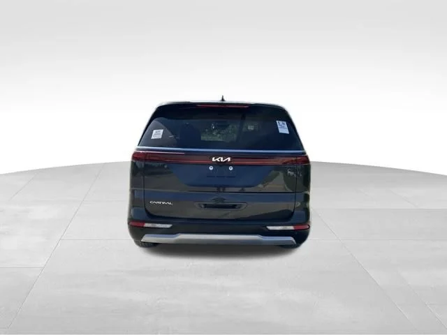Used 2024  Kia EX image 4