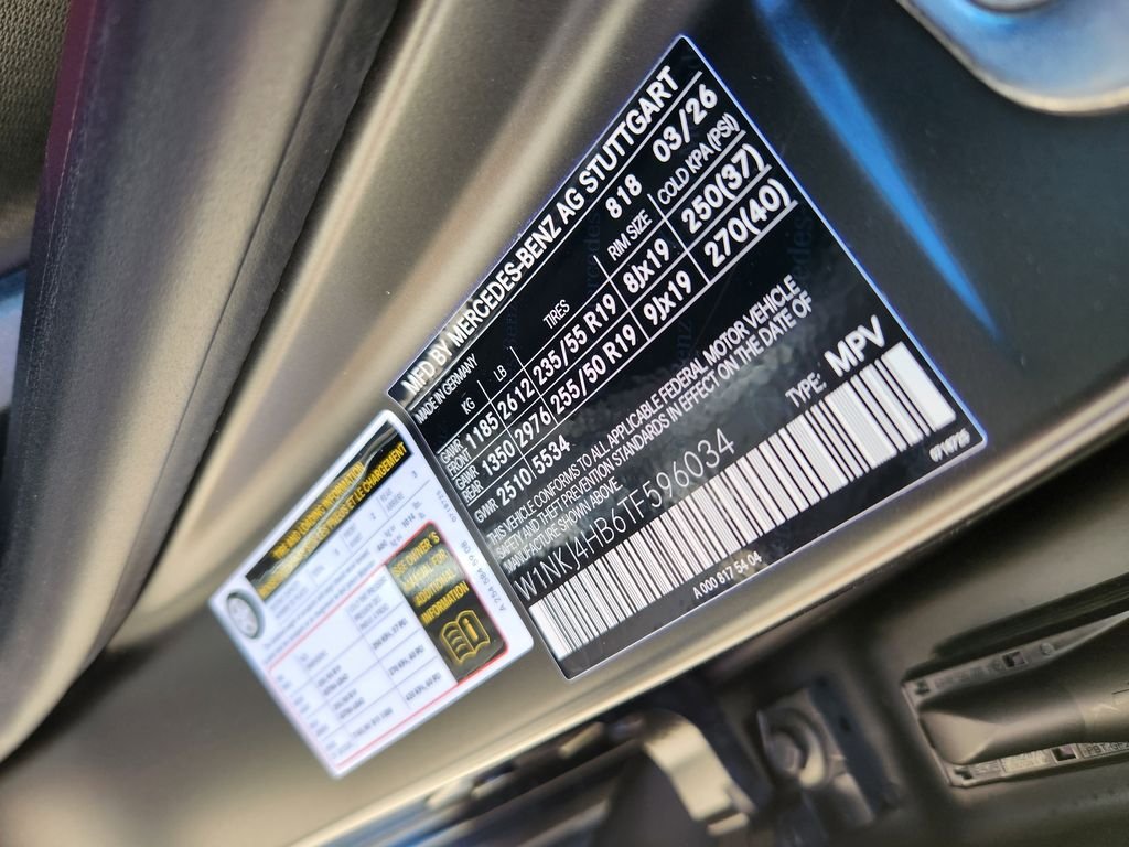 New 2026 MANUFAKTUR Graphite Grey Magno Mercedes-Benz GLC 300 COUPE 4MATIC® image 14