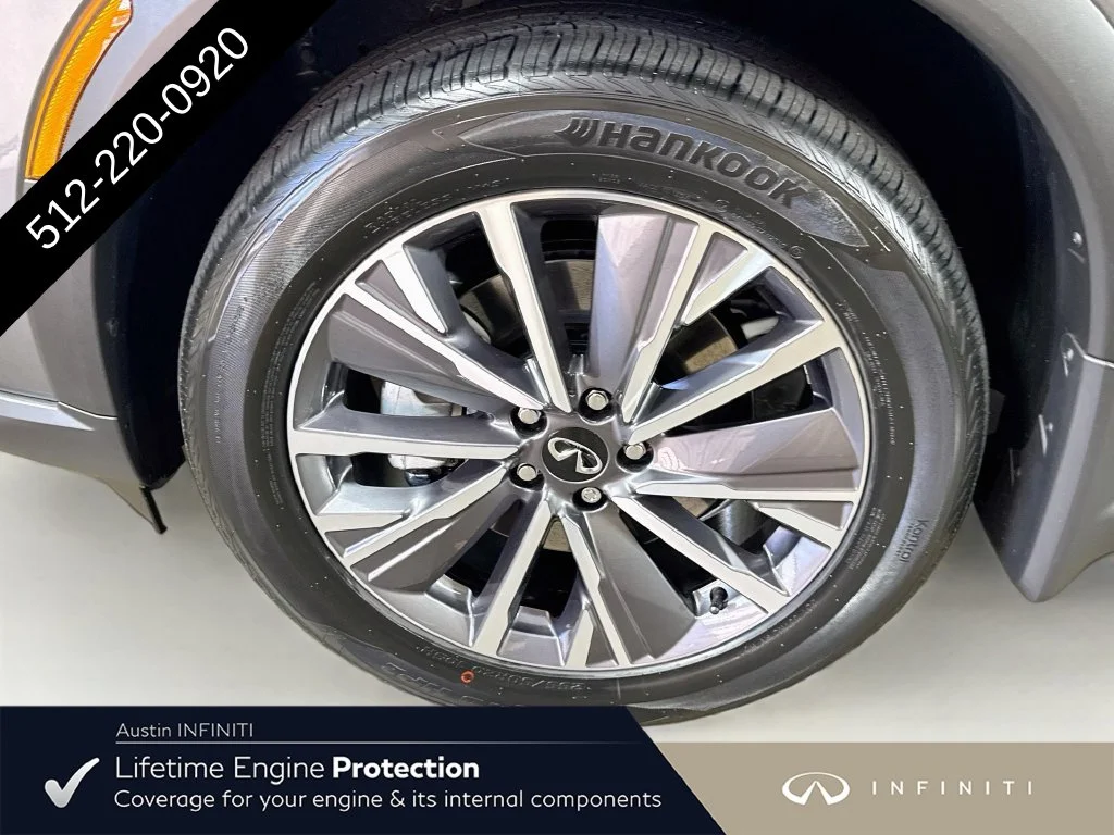 New 2027 Gray INFINITI LUXE image 43