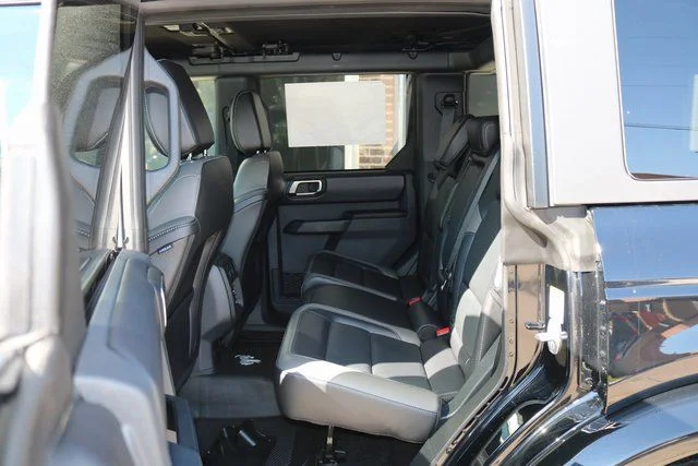 2025 Ford Bronco 4-Door Outer Banks - Photo 19