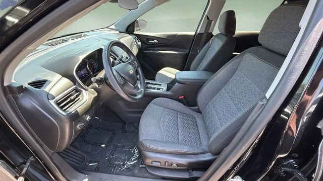 Used 2022 Mosaic Black Metallic Chevrolet LT image 18