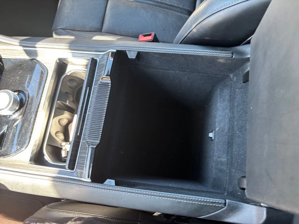 Used 2024 White Jeep Series II image 12