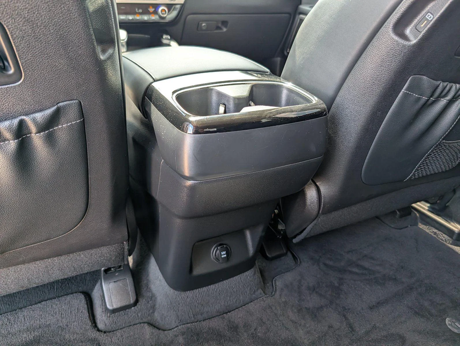 Used 2024 Everlasting Silver Kia S image 30