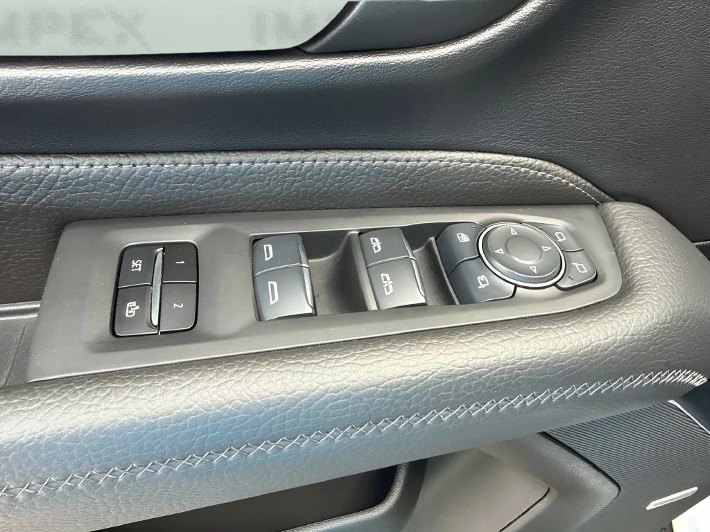 Used 2024 Summit White GMC Denali image 31