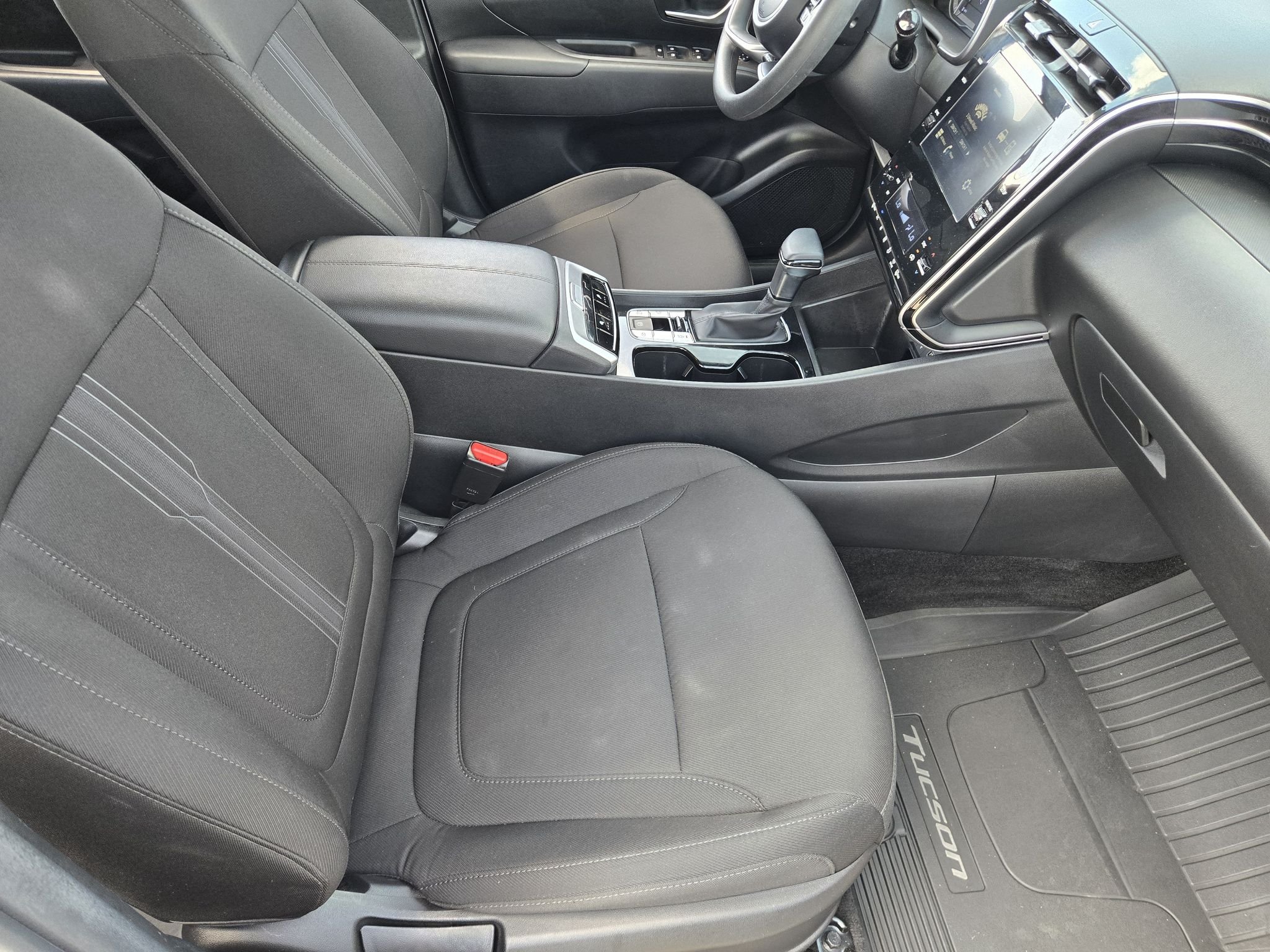 Used 2024 White Pearl Hyundai SEL image 14