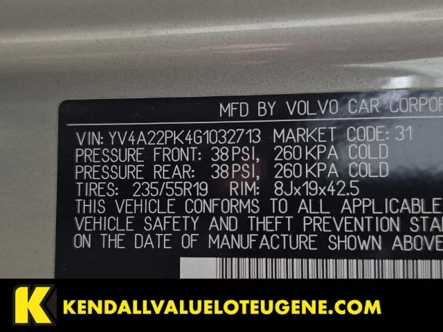 Used 2016 Gold Volvo T6 Momentum image 10