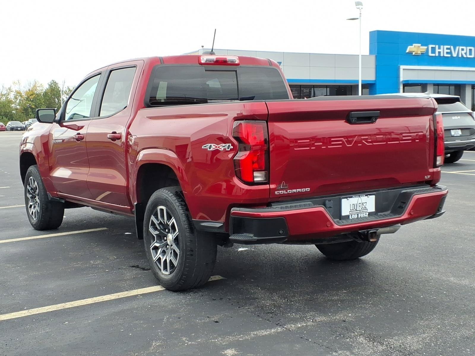 Used 2023 RADIANT RED TINTCOAT Chevrolet 4WD LT image 5