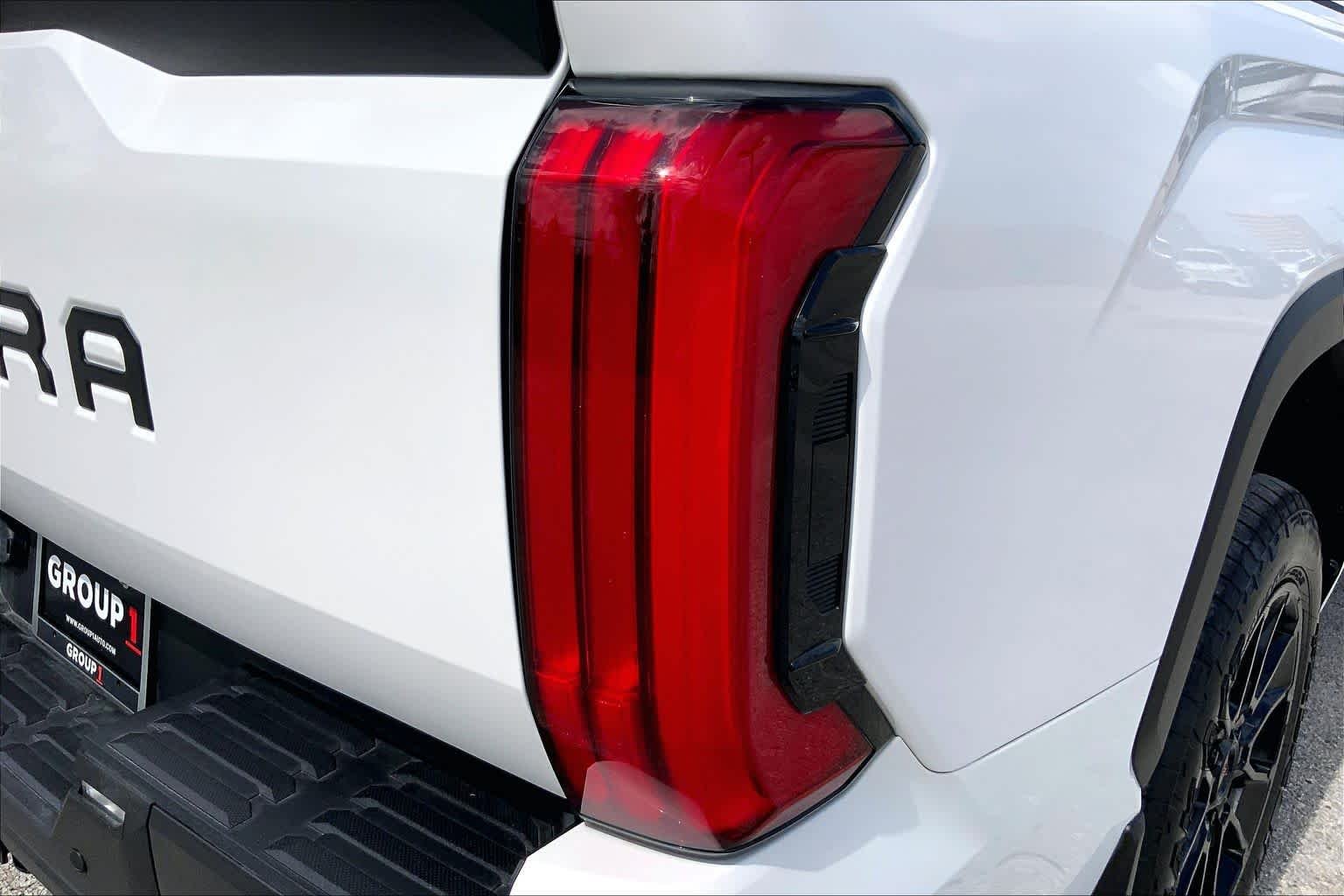 Used 2024 Ice Cap Toyota SR5 image 30