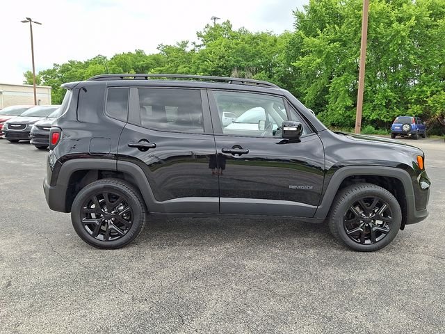 Used 2023 Black Jeep Altitude image 12