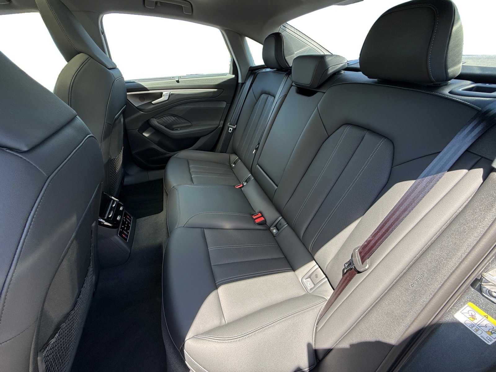 New 2026 Daytona Gray Pearl Effect Audi Premium Plus quattro image 16
