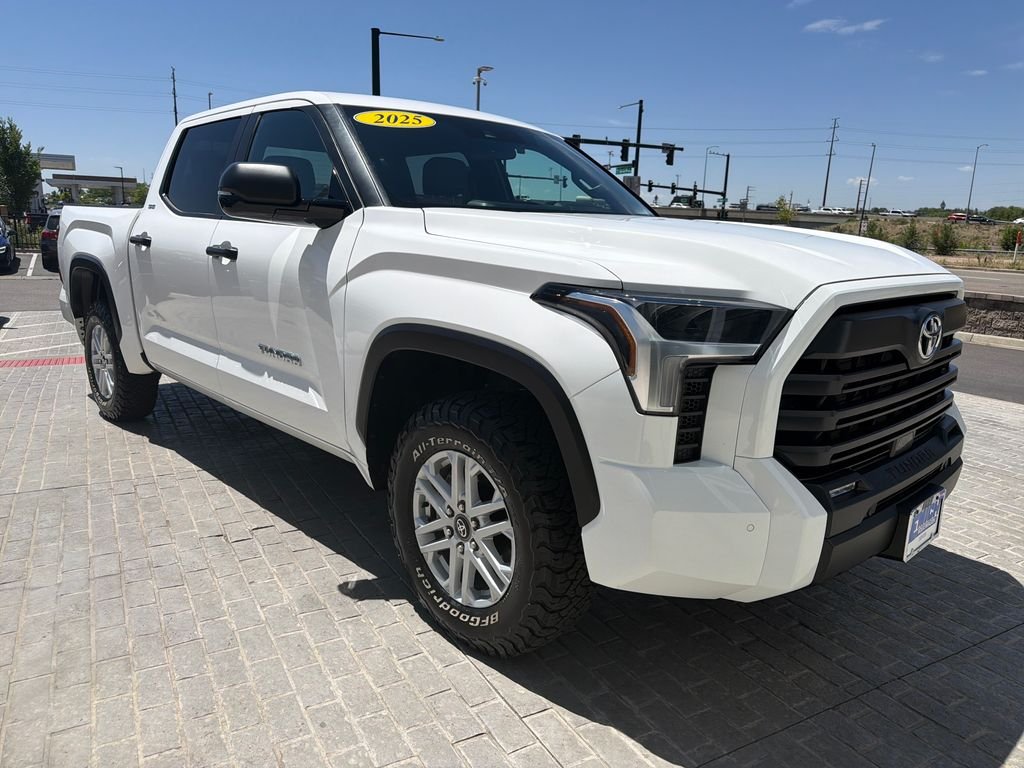 Used 2025 Ice Toyota SR5 image 7