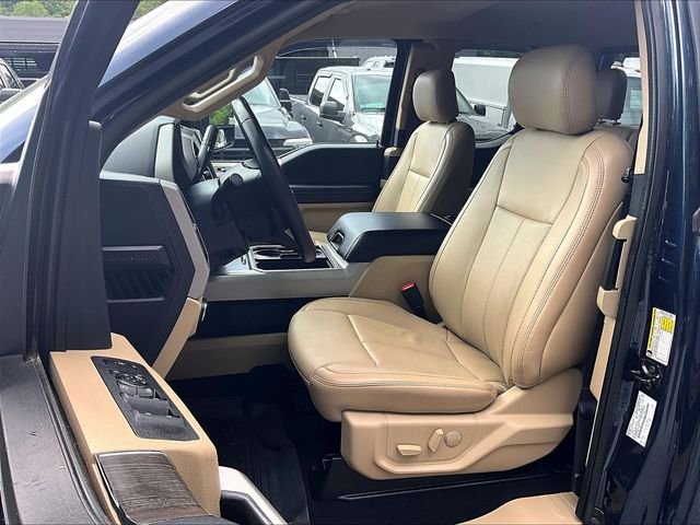 Used 2020 Blue Ford Lariat image 20