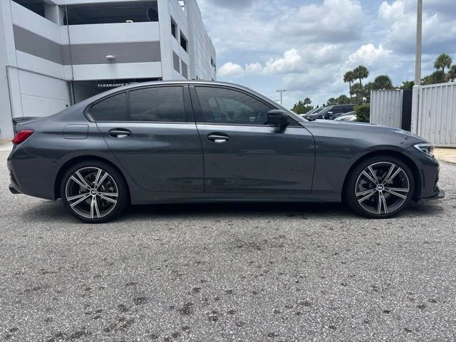 Used 2020 Mineral Gray Metallic BMW 330i xDrive image 2