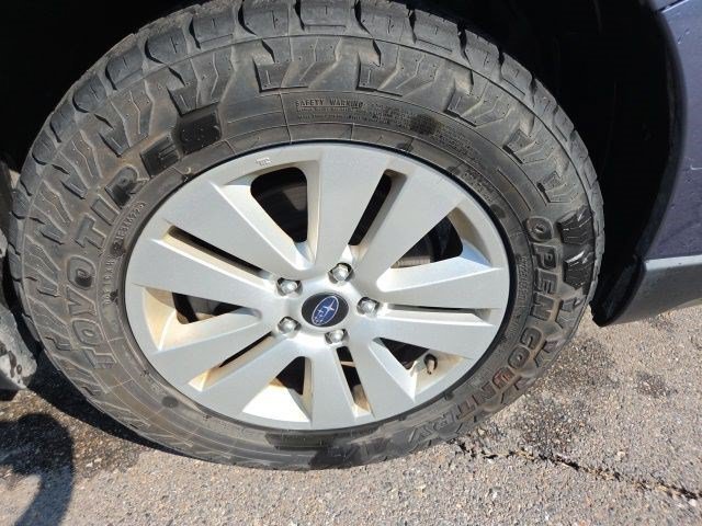 Used 2015 Twilight Blue Metallic Subaru 2.5i Premium image 22