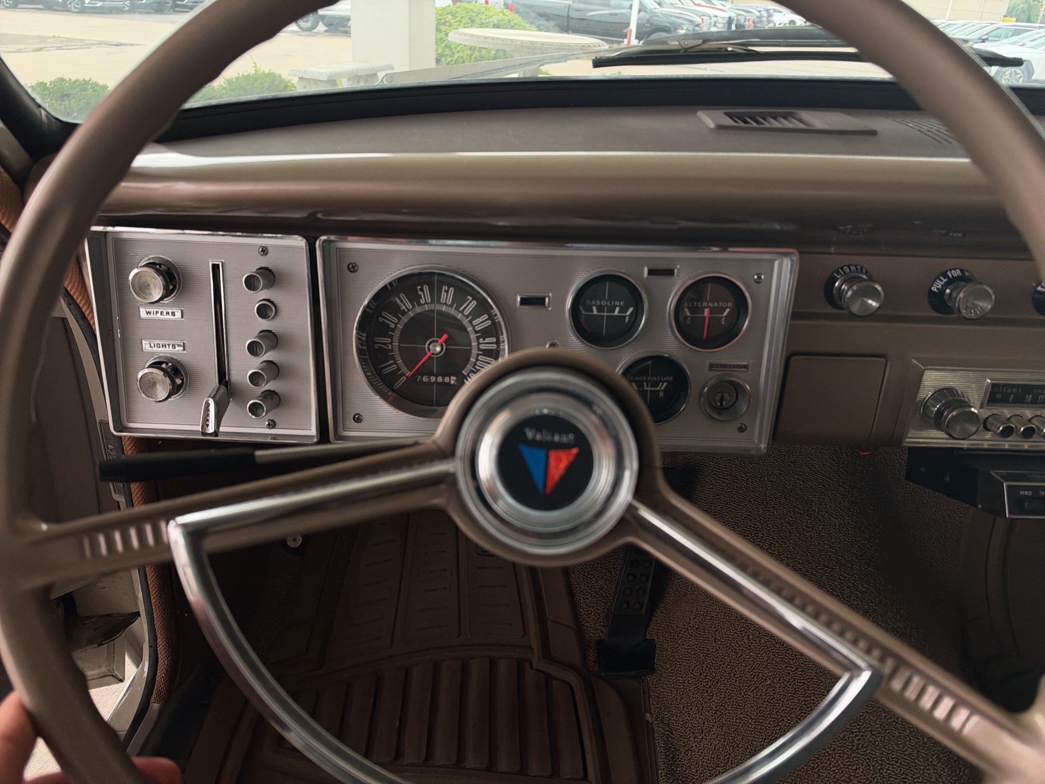 Used 1964 WHITE PLYMOUTH  image 12