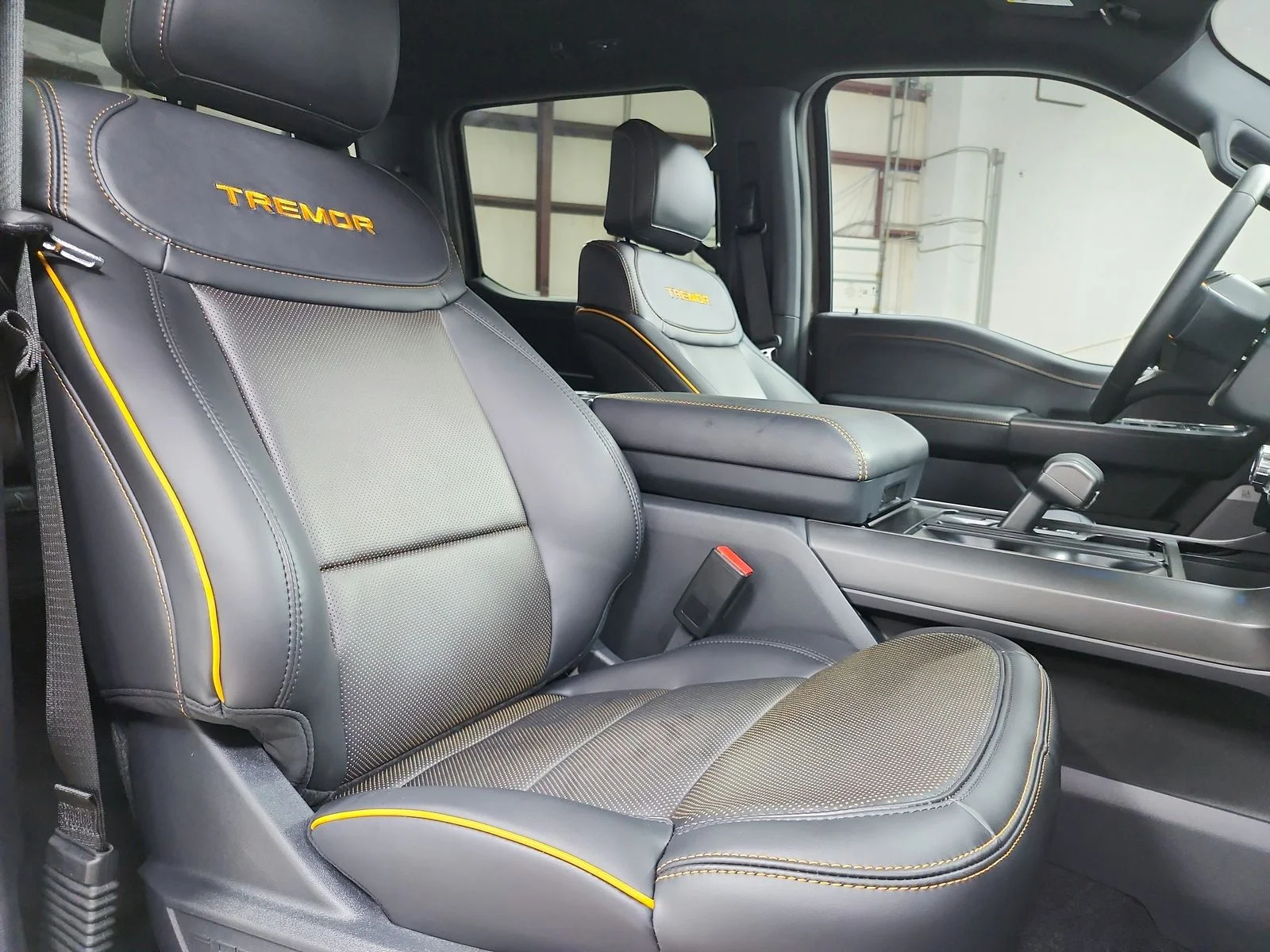 New 2026 Gray Ford Tremor image 42