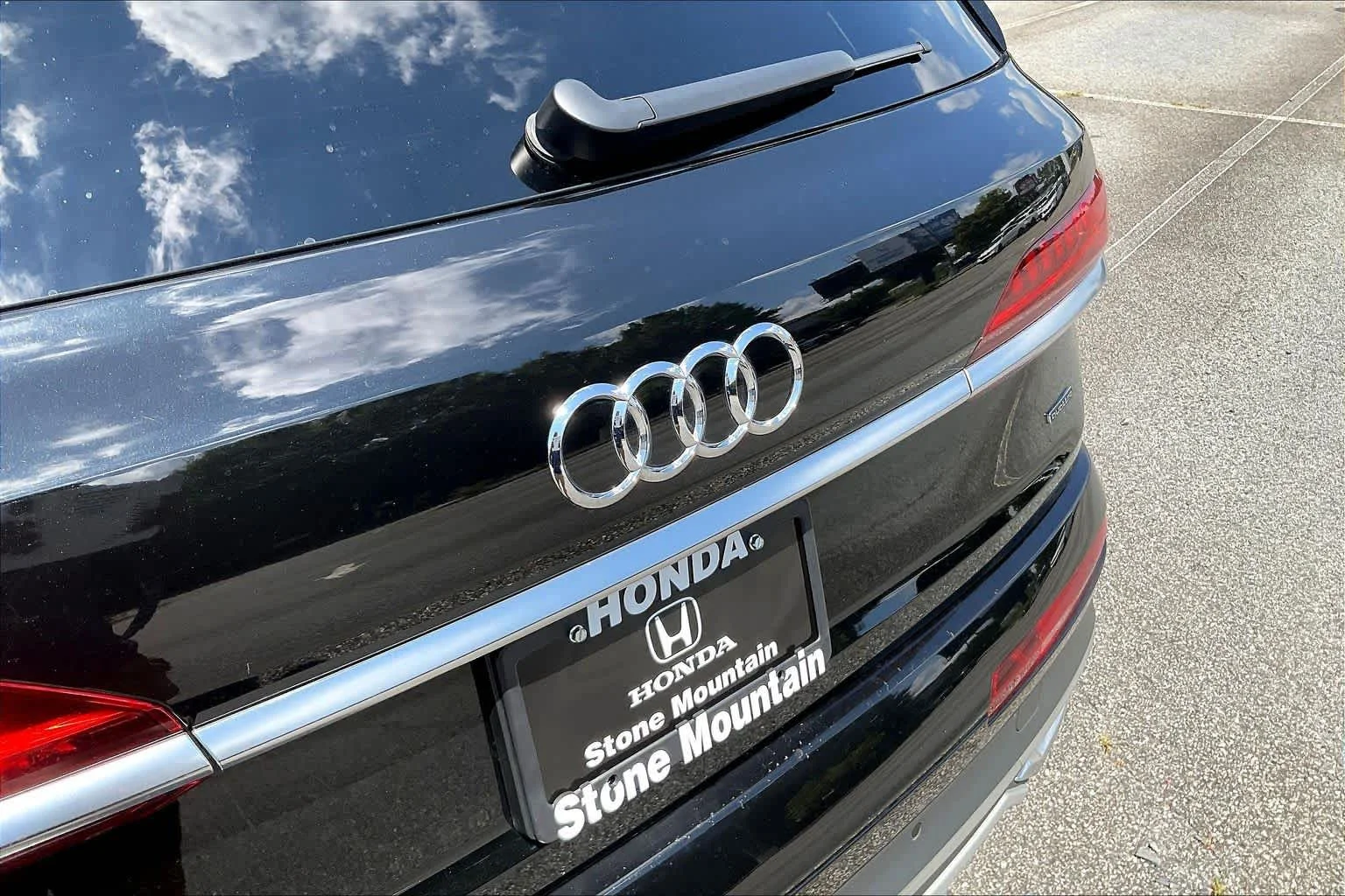 Used 2023 Mythos Black Metallic Audi Premium Plus image 62