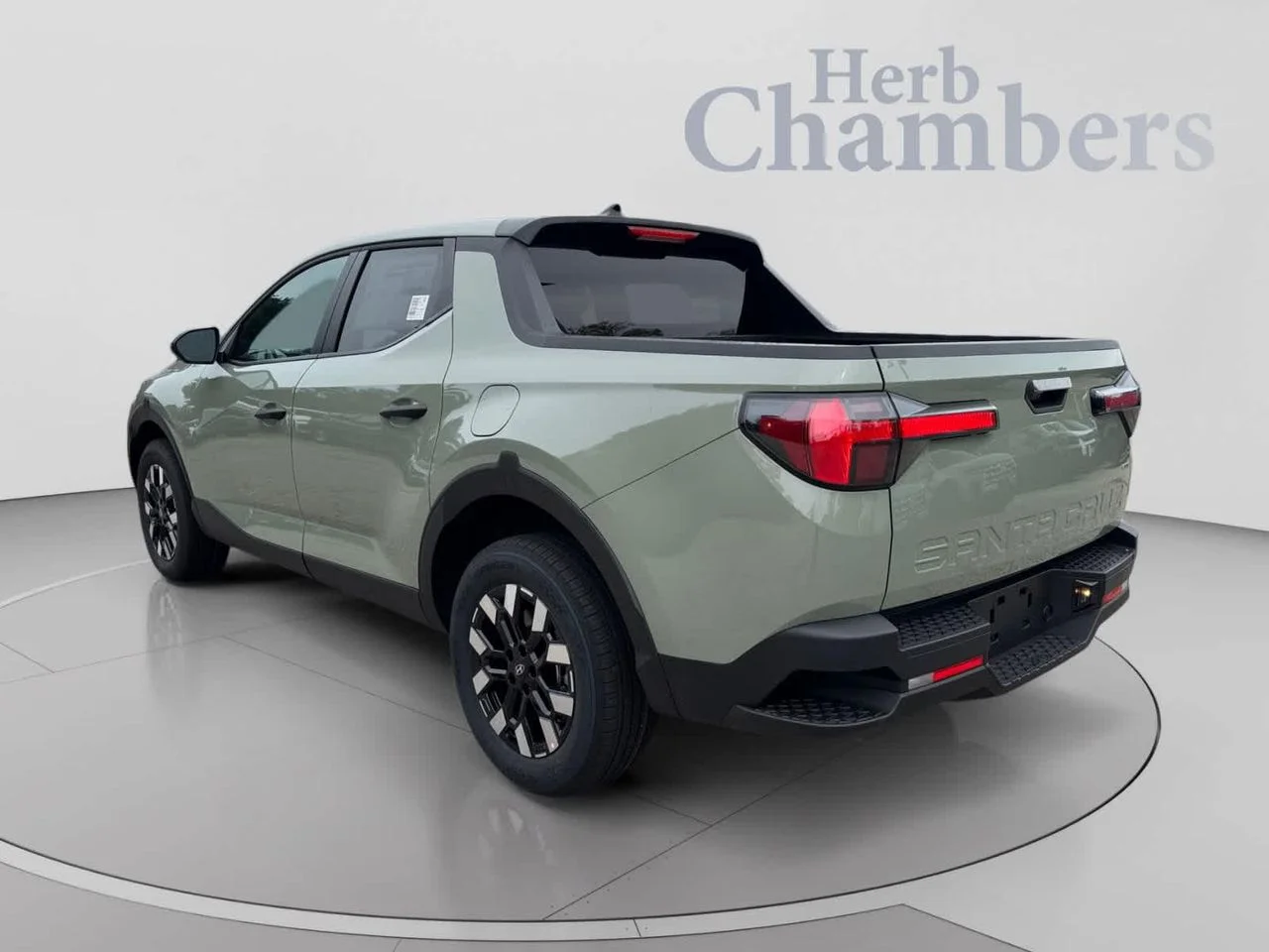 New 2027 Green Hyundai SE AWD image 3