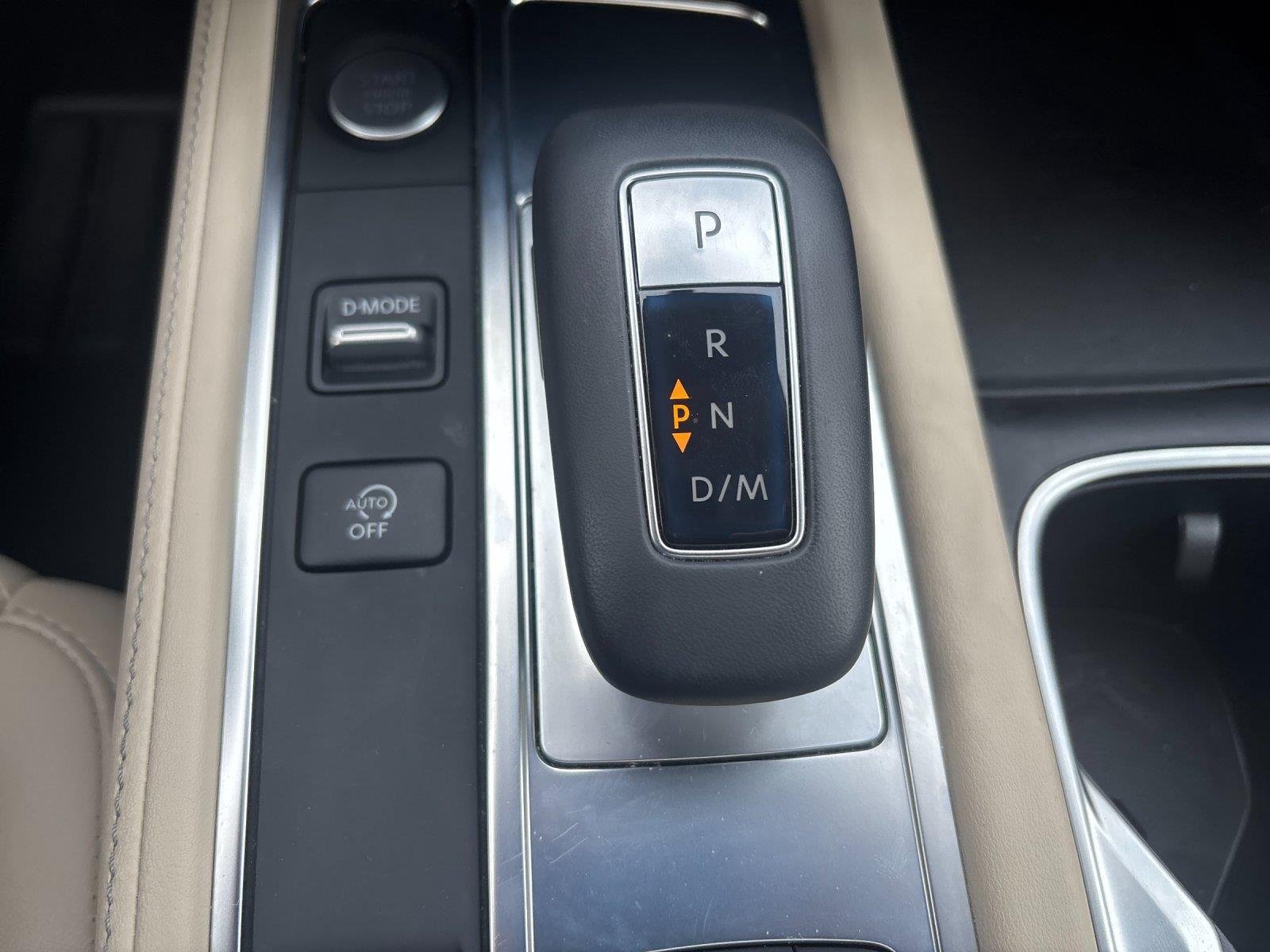 Used 2023 Majestic White INFINITI SENSORY image 28