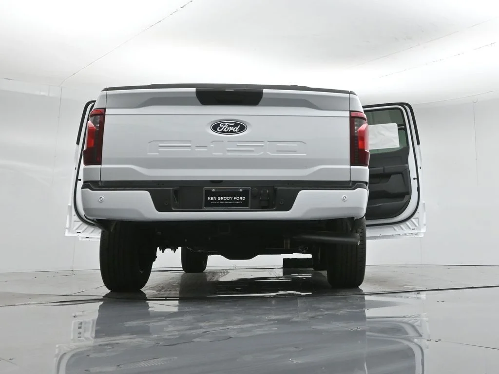 New 2026 Oxford White Ford STX image 42