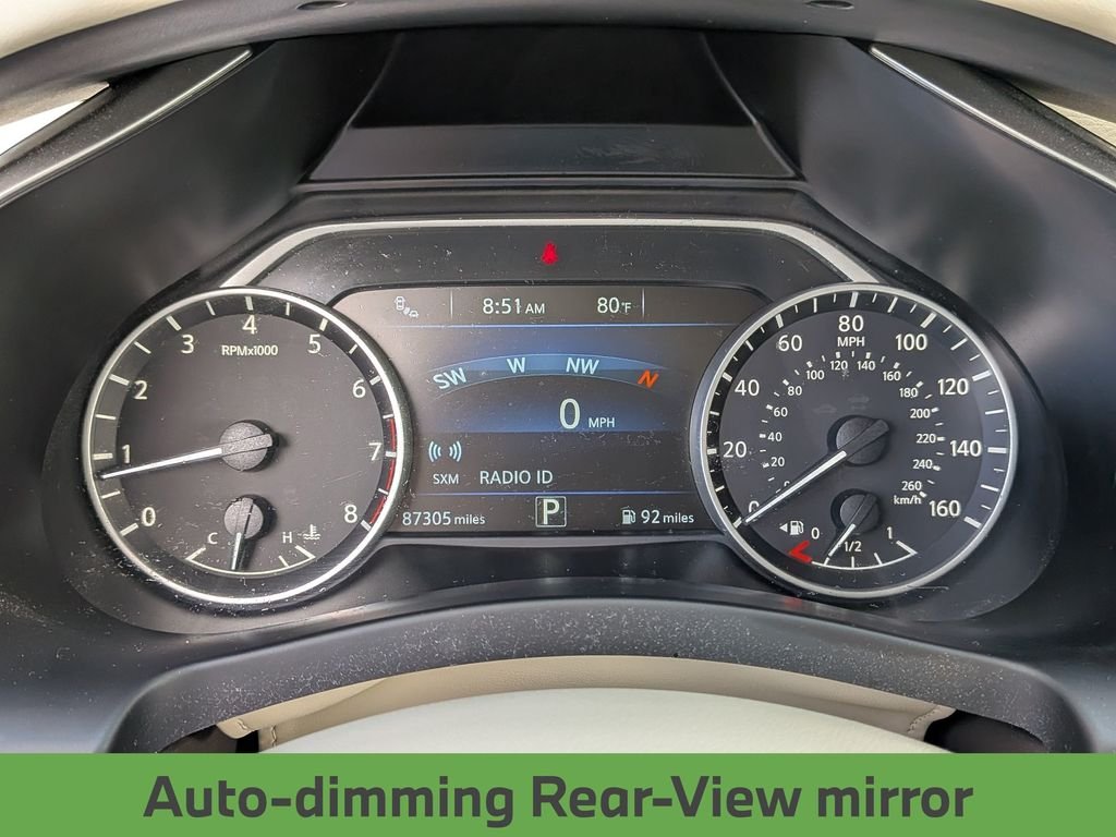 Used 2018 White Nissan Platinum image 19