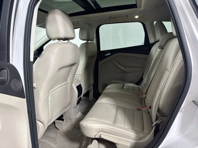 Used 2016 White Platinum Clearcoat Metallic Ford Titanium image 12