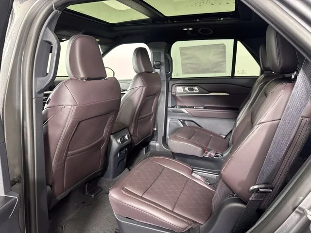 New 2027 Carbonized Gray Metallic Ford Platinum image 11