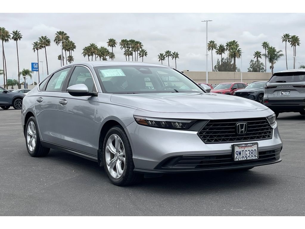 Certified Used 2024 Solar Silver Metallic Honda LX image 8