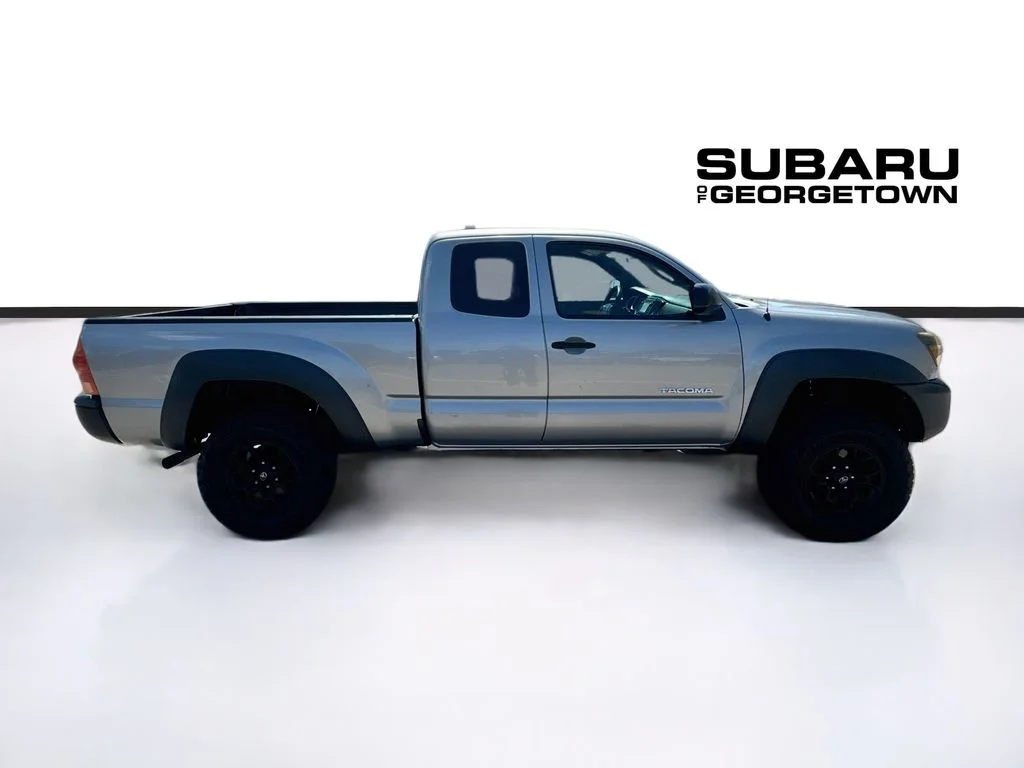 Used 2014 Silver Toyota Base image 8
