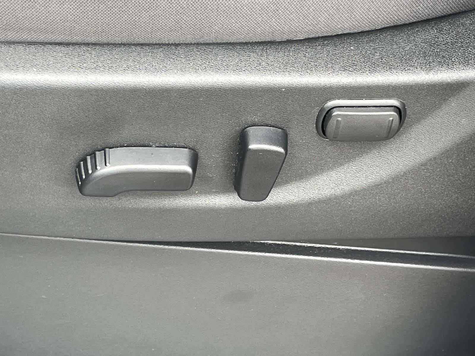 Certified Used 2026 Gun Metallic Nissan SV image 18