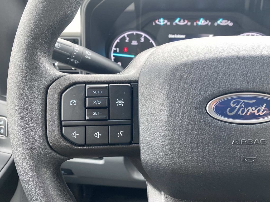 New 2026 Oxford White Ford F-450® XL image 15