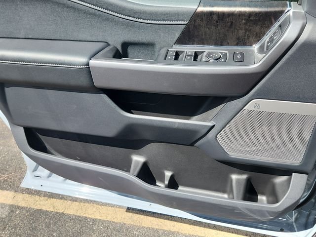 New 2026 Glacier Gray Metallic Tri-Coat Ford F-250® Lariat® image 7