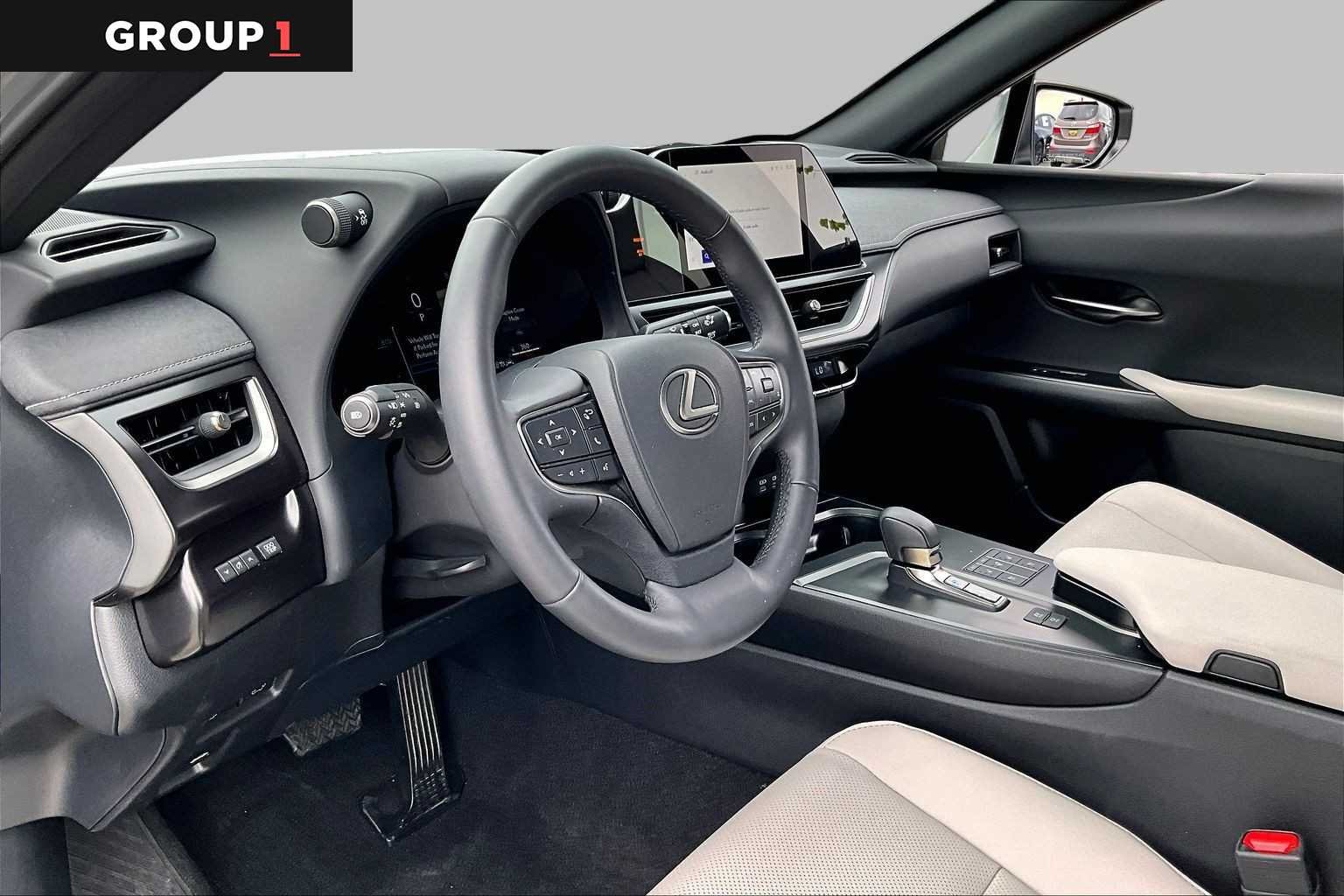 Certified Used 2025 Iridium Lexus Premium image 15