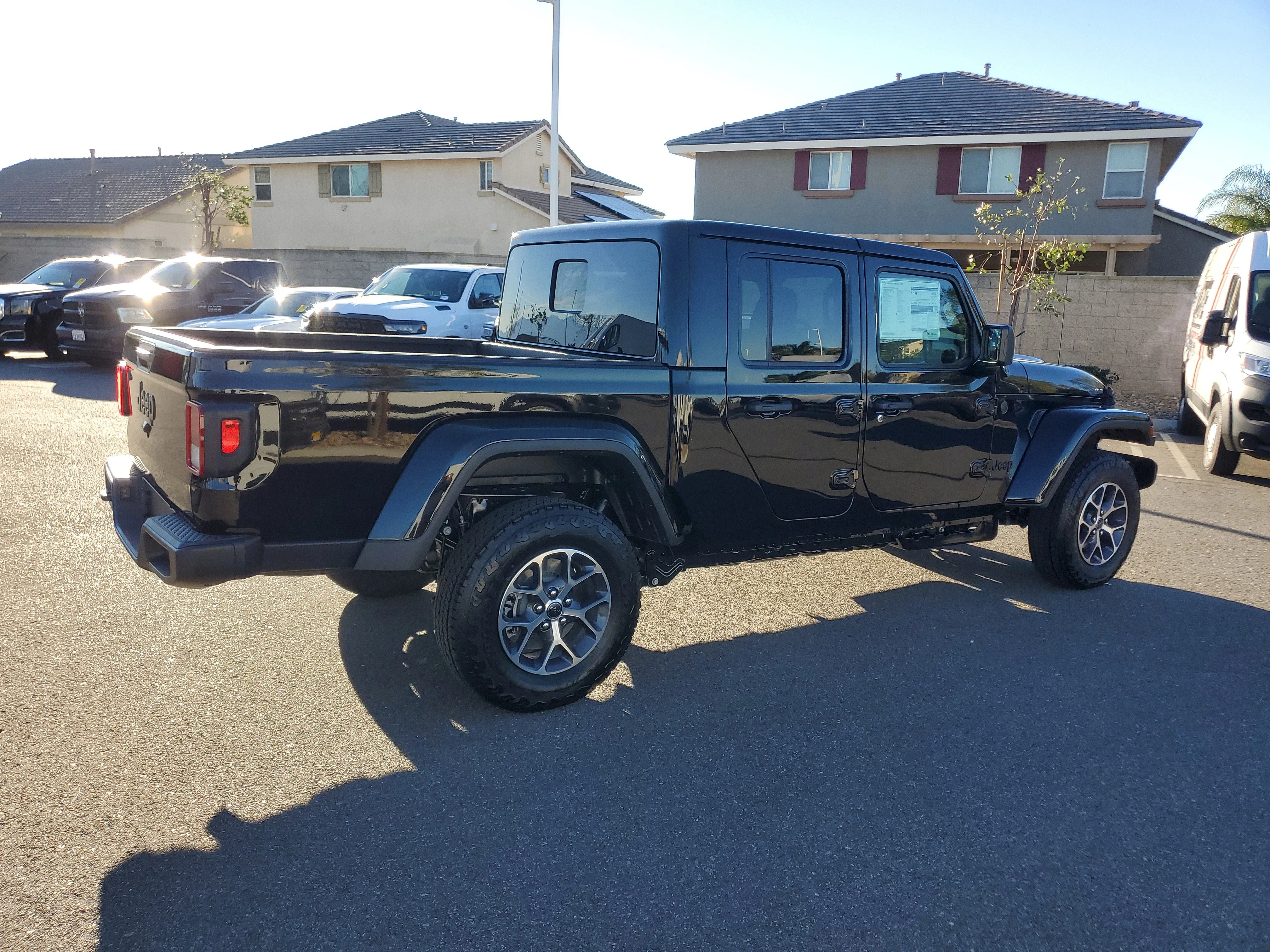 New 2026 Black Clear-Coat Exterior Paint Jeep Sport S image 4