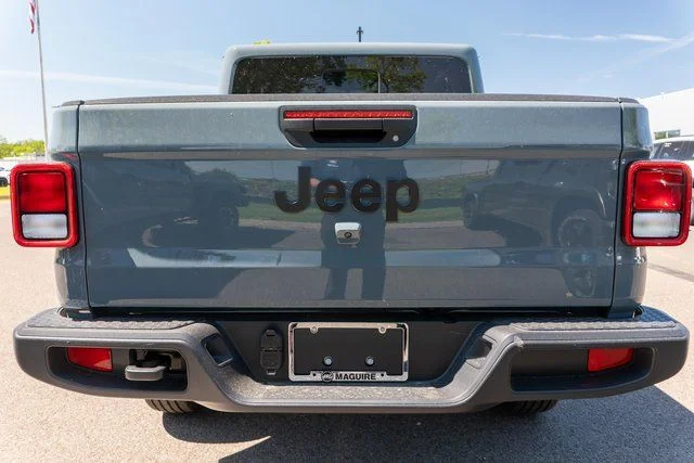 New 2026 Anvil Clear-Coat Exterior Paint Jeep Sport S image 6