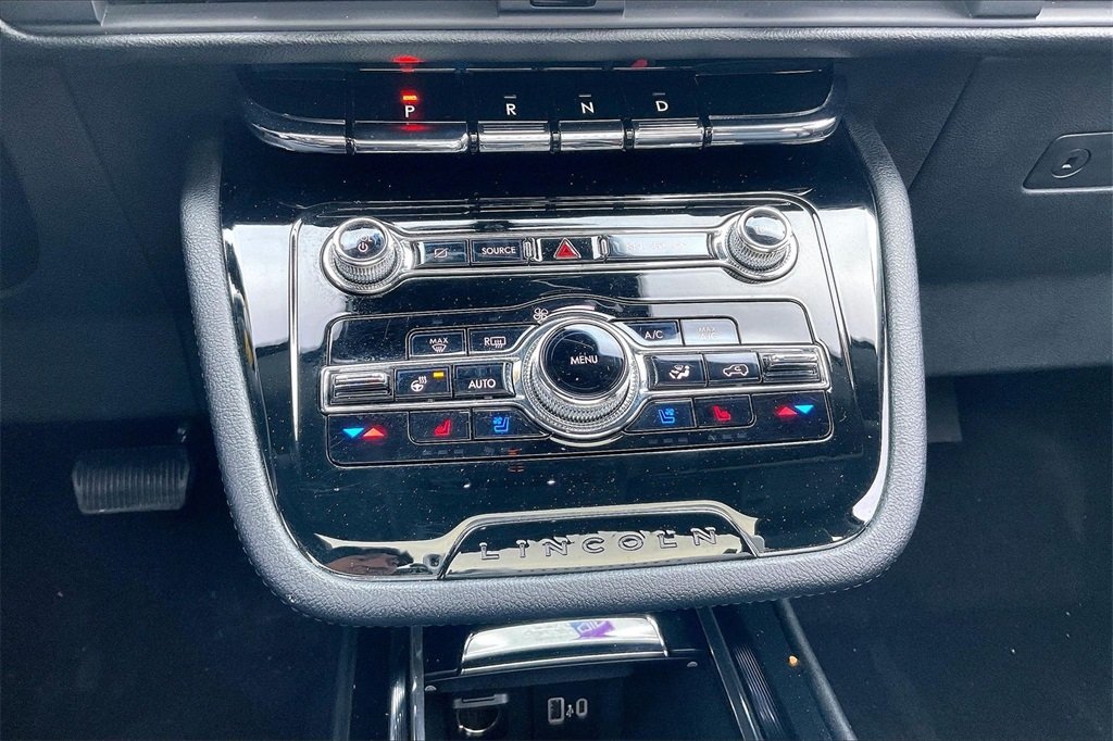 2022 LINCOLN CORSAIR - Image 32