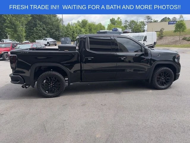 Used 2022 Black GMC Elevation image 7