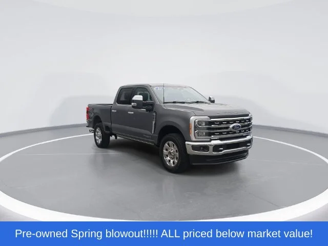 Used 2023 Gray Ford Lariat image 2