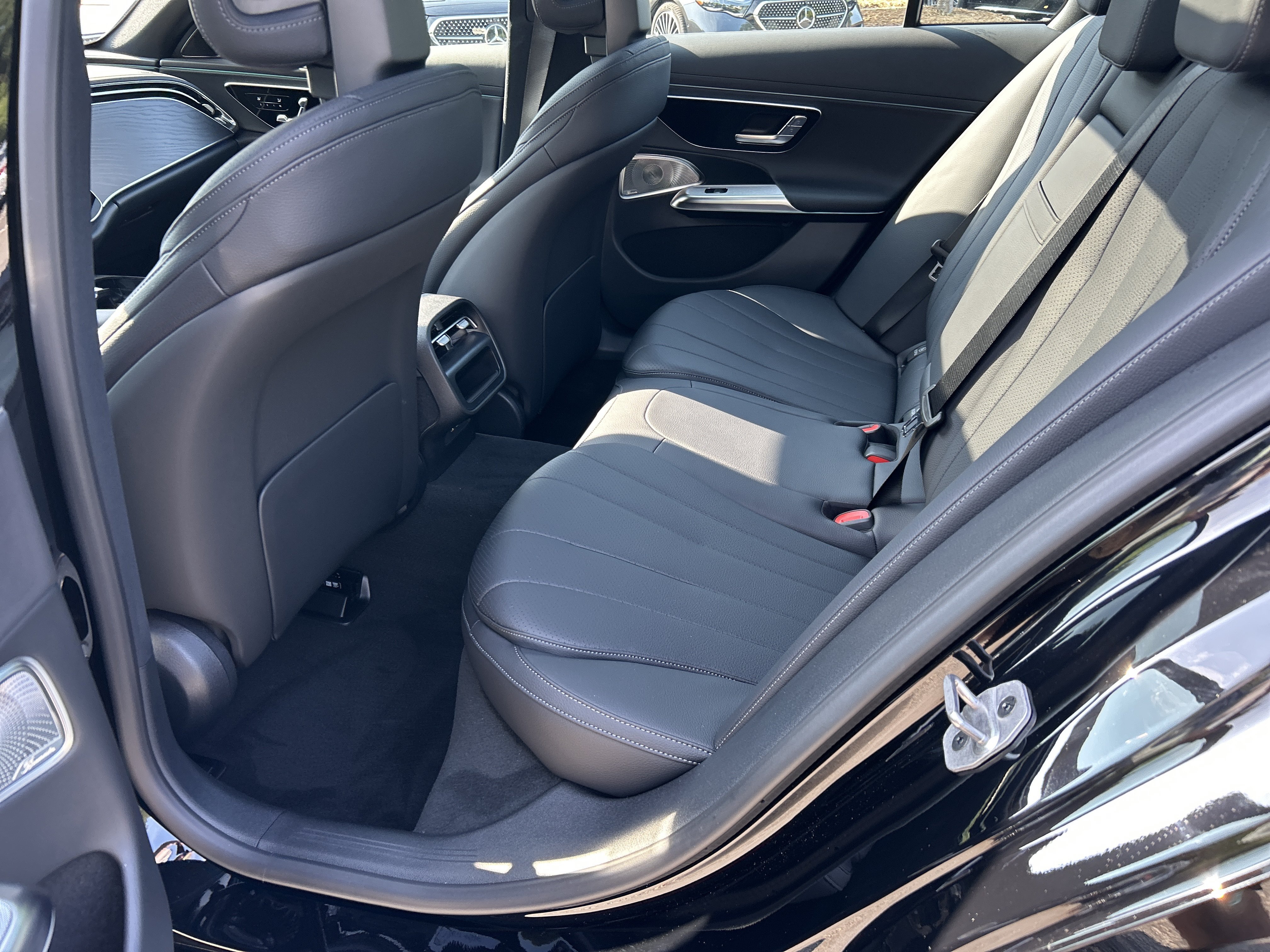 New 2026 Black Mercedes-Benz E 350 Sedan image 36