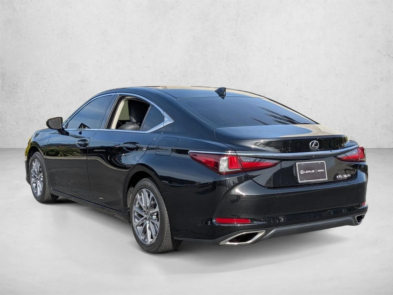 2024 Lexus ES 350 - Photo 8