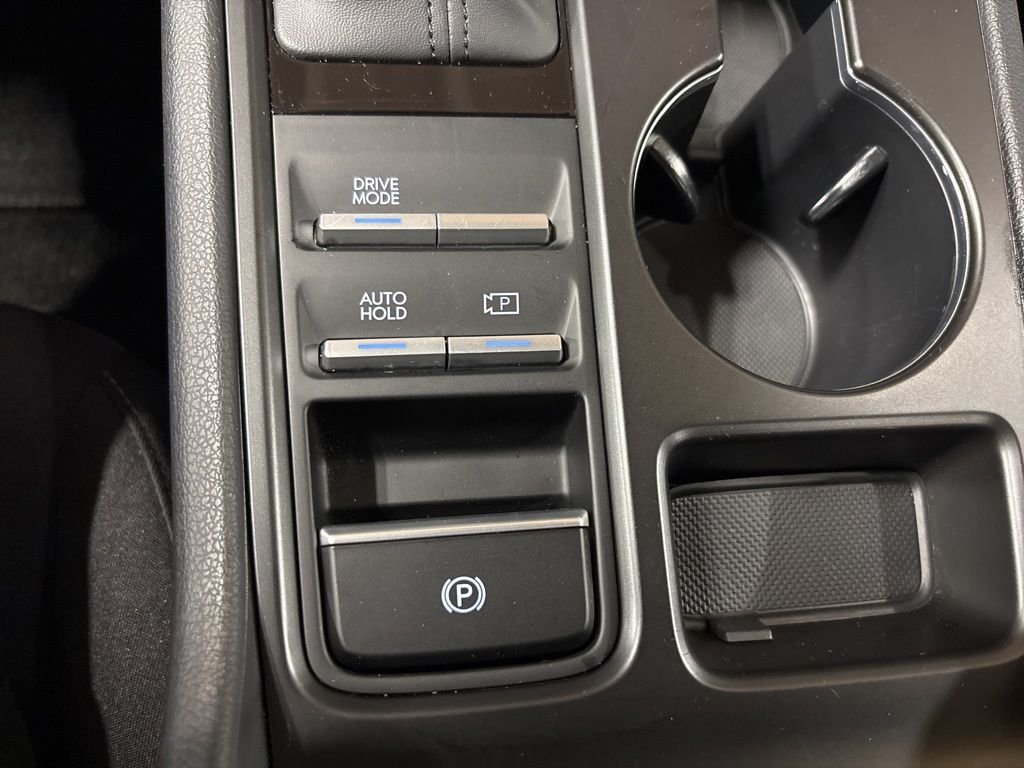Certified Used 2025 Red Hyundai SE image 20