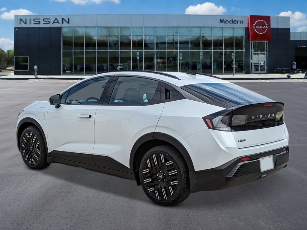 New 2026 Everest White Pearl Tricoat Nissan PLATINUM+ image 3